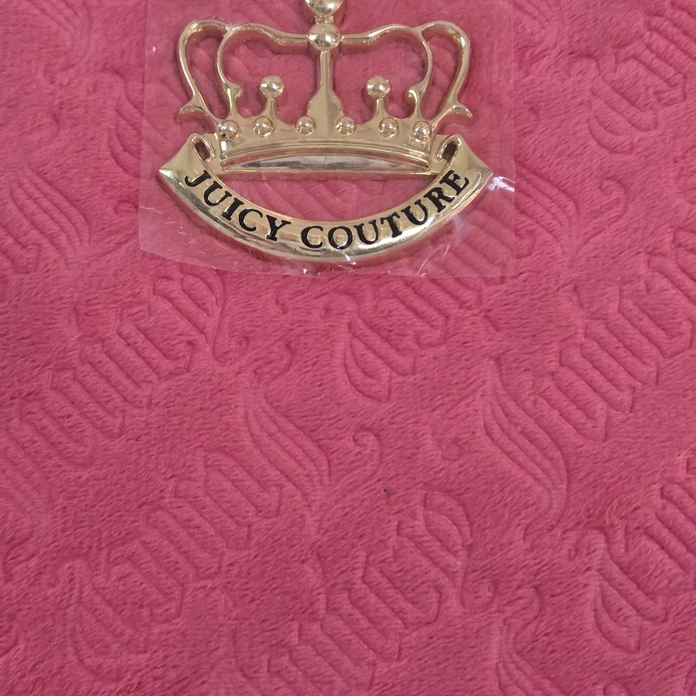 NEW Juicy Couture Pink Embossed Cosmetic Bag 12